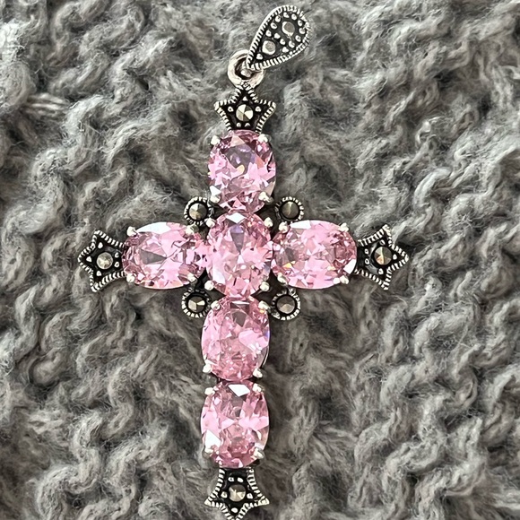 925 Silver Cross Pendant Pink Stones - Picture 2 of 8